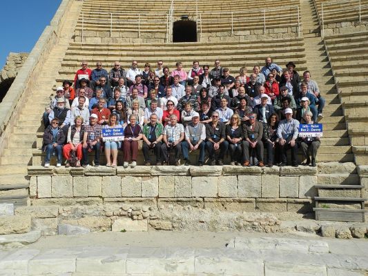 Mit 73 In Israel Tag1 Im Amphitheater In Caesarea
