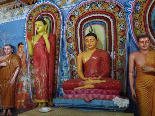 Sri Lanka Info Reise  Anuradhapura Heilige Stadt Buddhas  T4