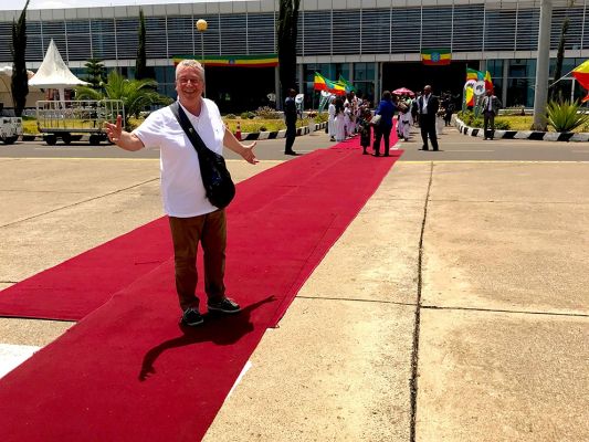 Athiopien Bahir Dar Flughafen Roter Teppich Bei Ankunft